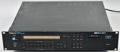 Roland-D550"